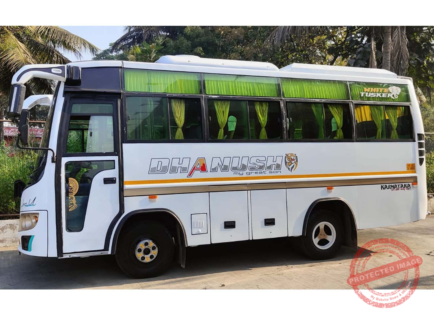 Top Luxury Bus for yogi travels Bangalore